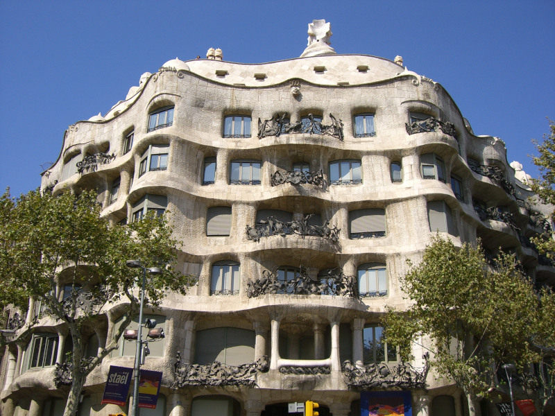 Sagrada Familia Spanish Art Nouveau par Gaudi, image reproduite avec l'aimable autorisation de Rawpixel